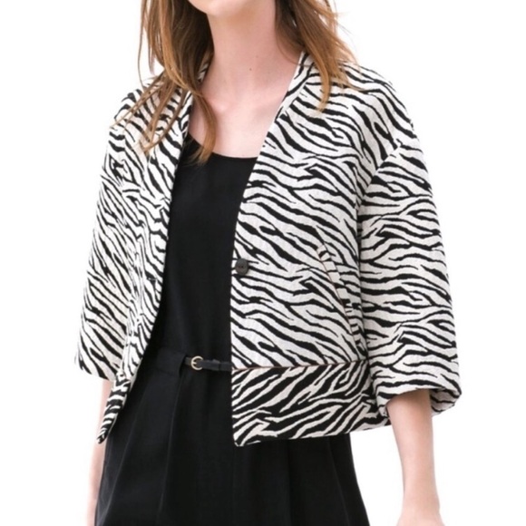 Zara Zebra Print Crop Jacket Sz Small - Picture 4 of 7